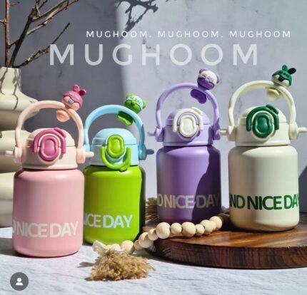 "500ml colorful kids water bottles with cartoon caps, printed 'Nice Day' design, and flip straw lid – BPA-free"